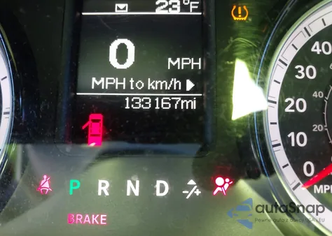 2018 Ram 1500 Express 4X4 6'4 Box из США, поврежденный, VIN 1C6RR7FG3JS222877